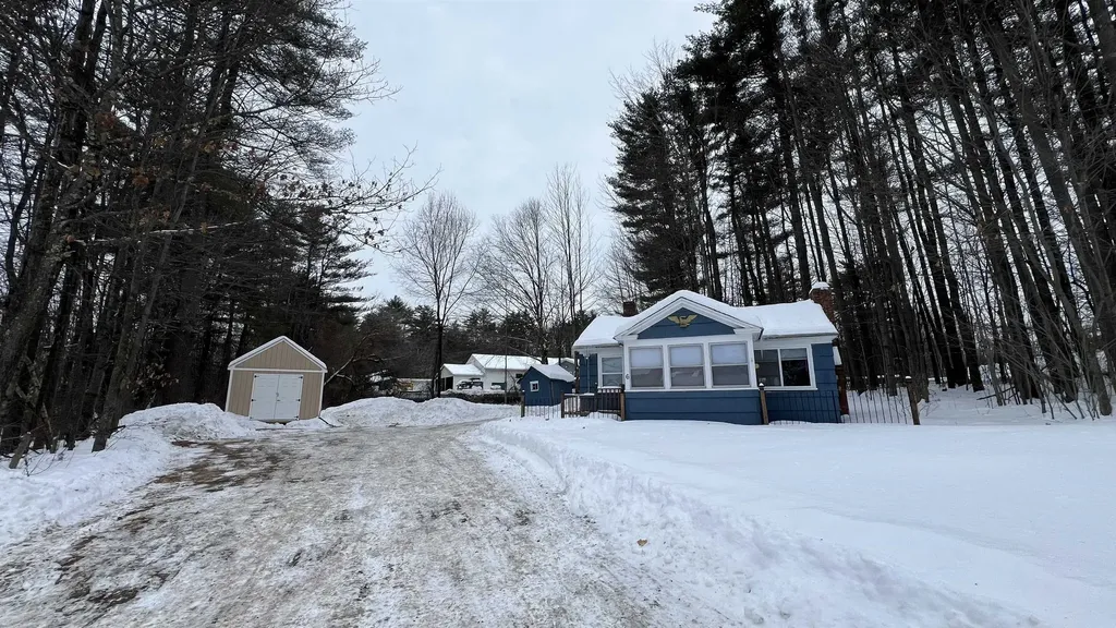 6 Webster Lake Road Franklin NH 03235