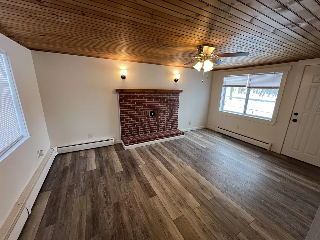 6 Webster Lake Road Franklin NH 03235