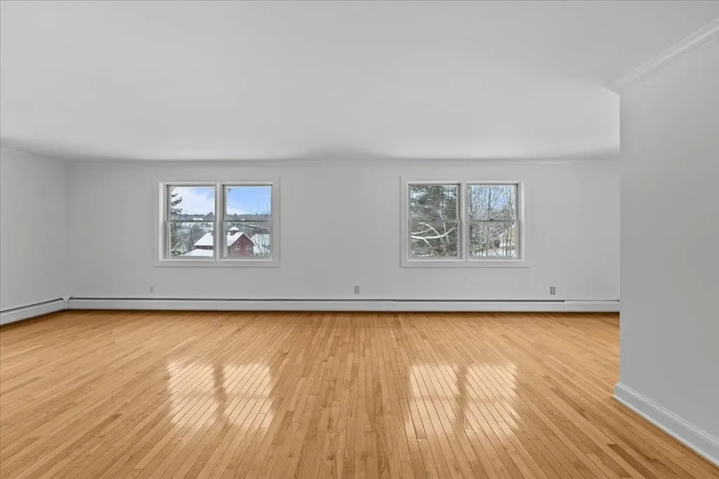 11 Barnes Hill Road Stowe VT 05672