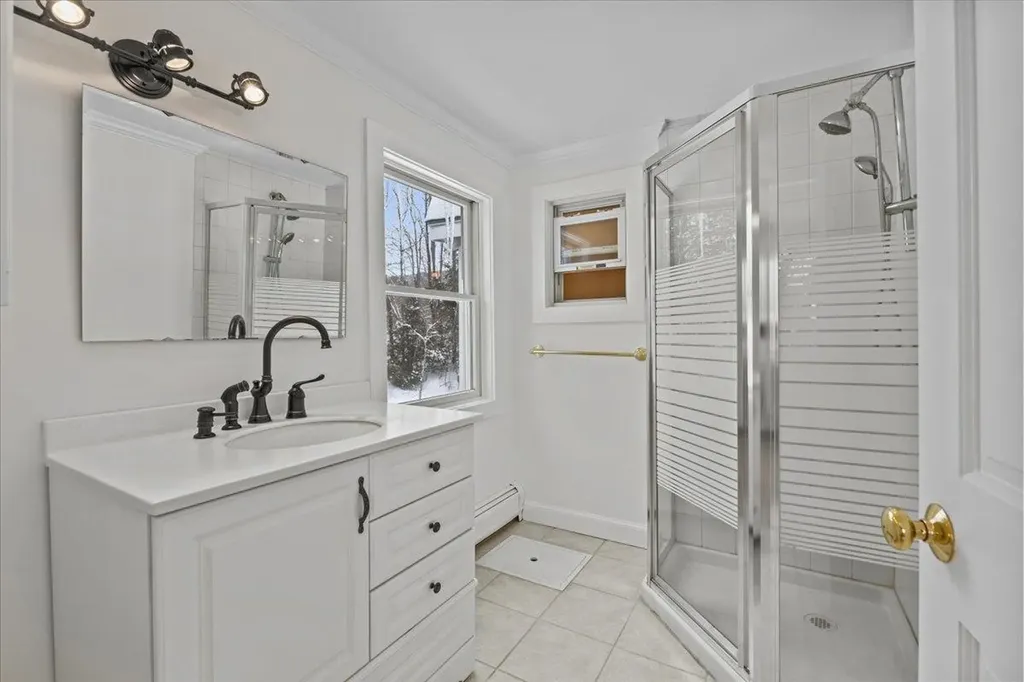 11 Barnes Hill Road Stowe VT 05672