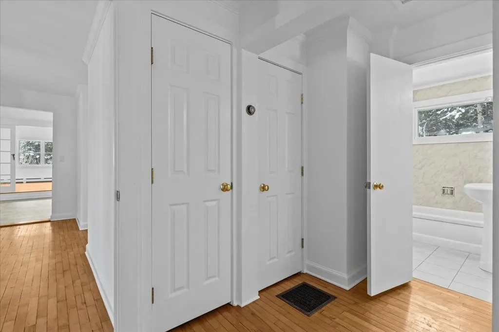 11 Barnes Hill Road Stowe VT 05672