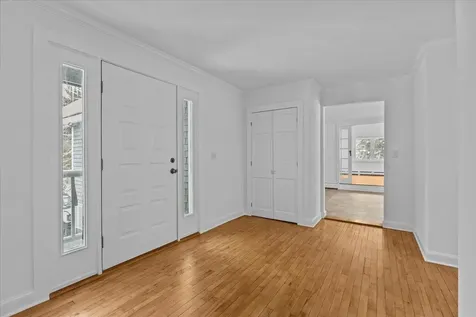 11 Barnes Hill Road Stowe VT 05672