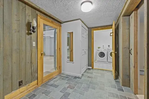 11 Barnes Hill Road Stowe VT 05672