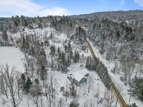 11 Barnes Hill Road Stowe VT 05672