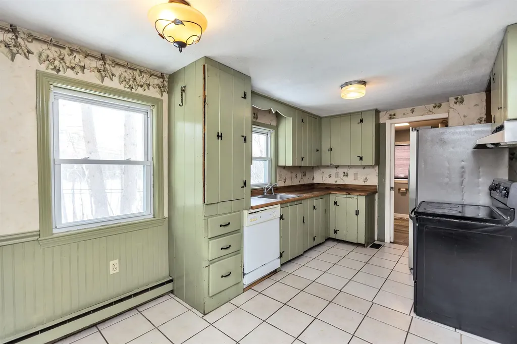 660 Route 13 S Milford NH 03055