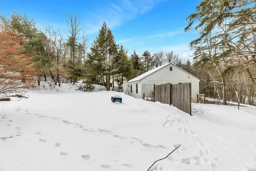 660 Route 13 S Milford NH 03055