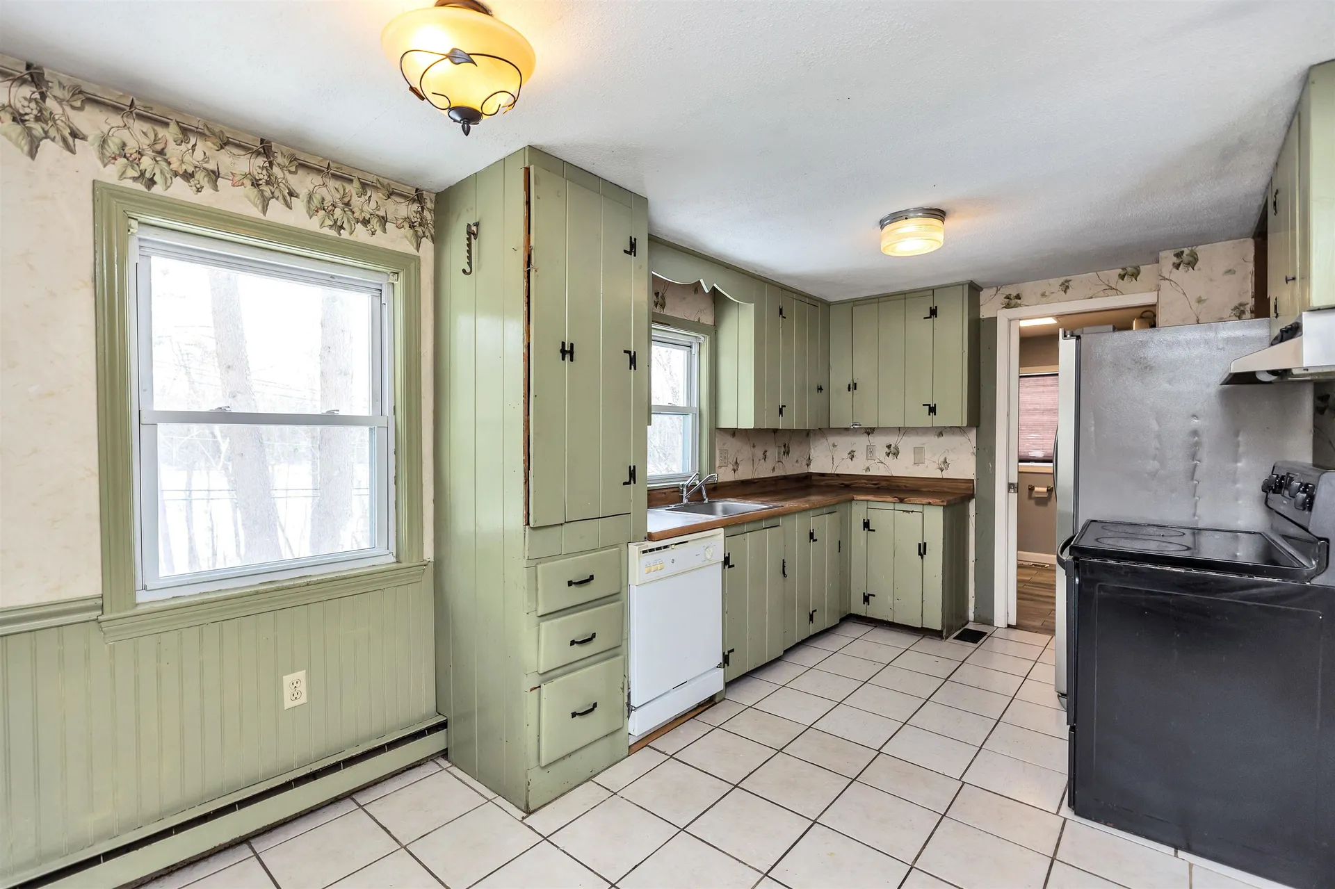 660 Route 13 S Milford NH 03055