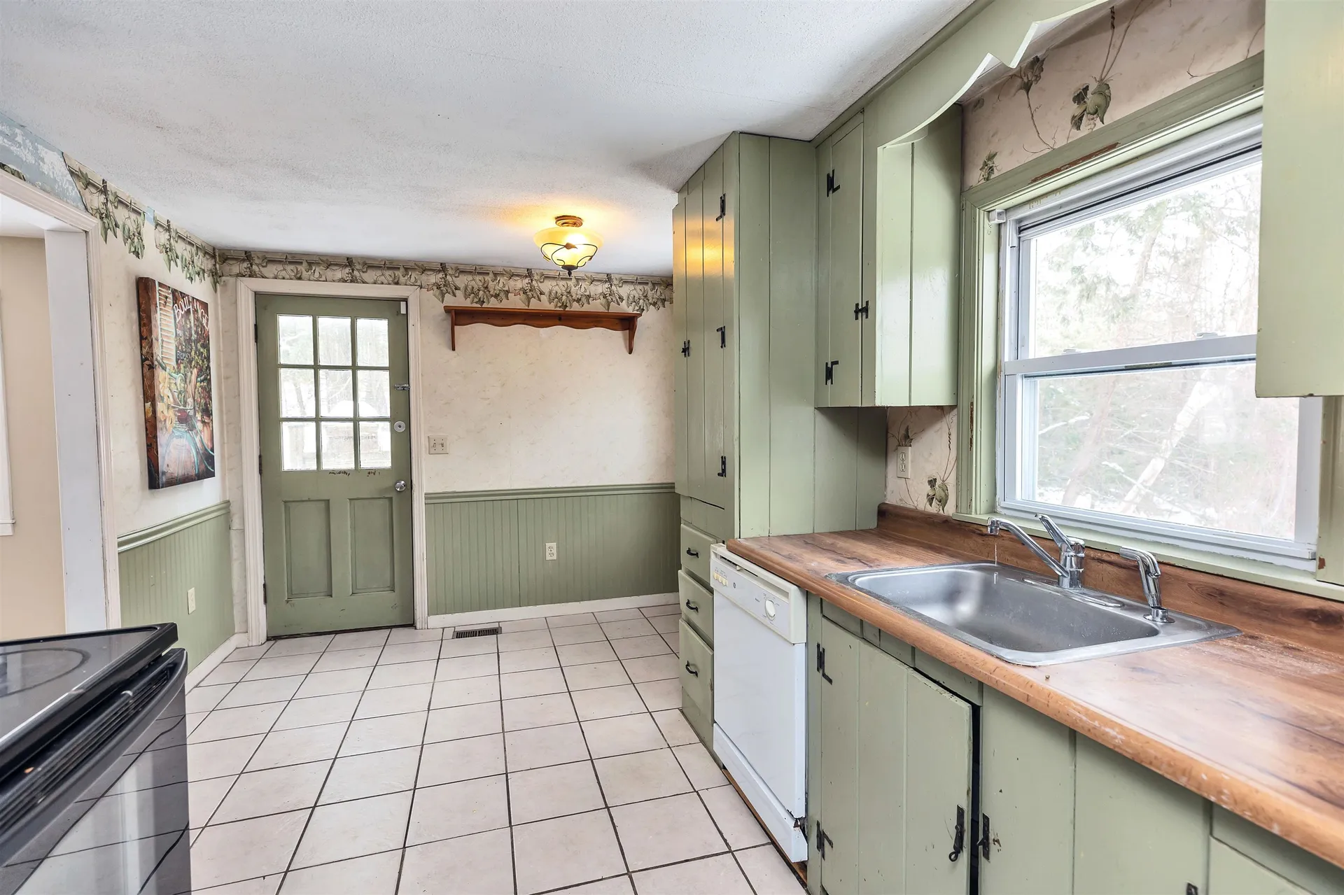 660 Route 13 S Milford NH 03055