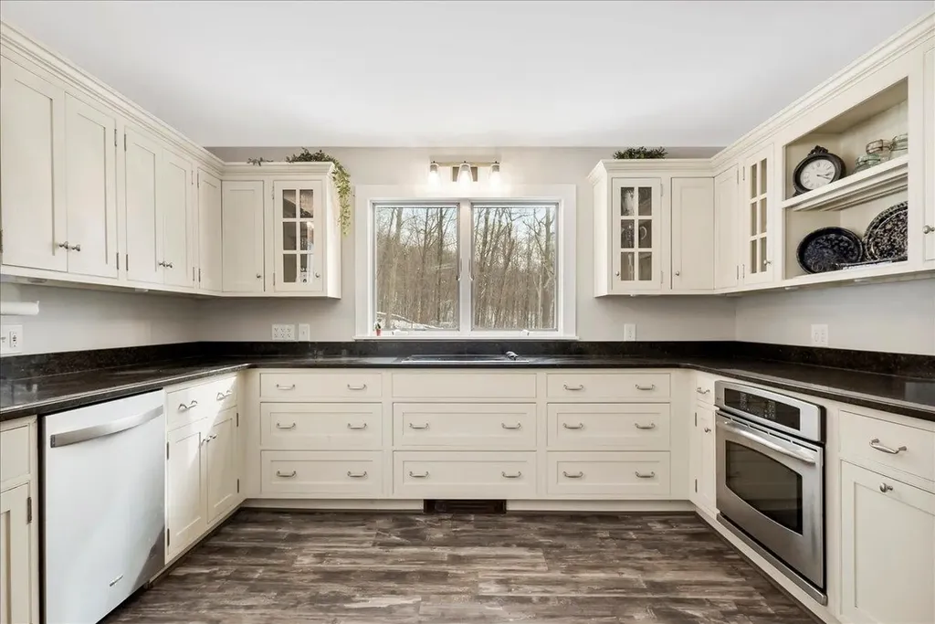 296 Tinkham Road Shaftsbury VT 05262