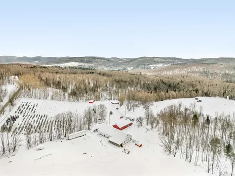 536 Sugar House Road Williamstown VT 05679