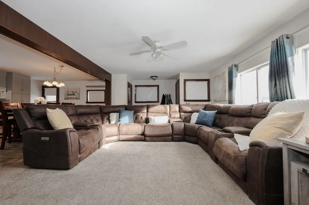 24 Roy Street Nashua NH 03060