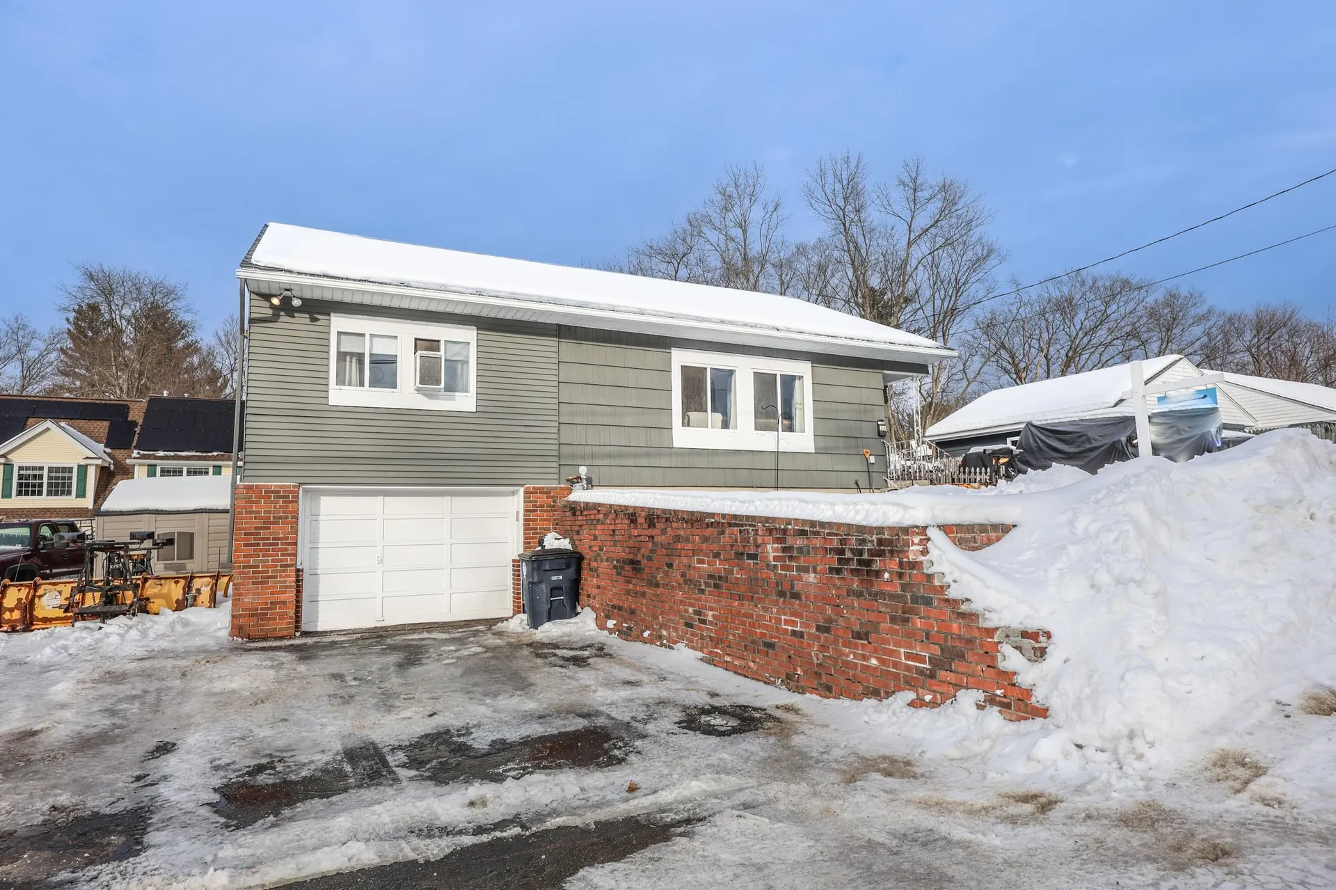 24 Roy Street Nashua NH 03060