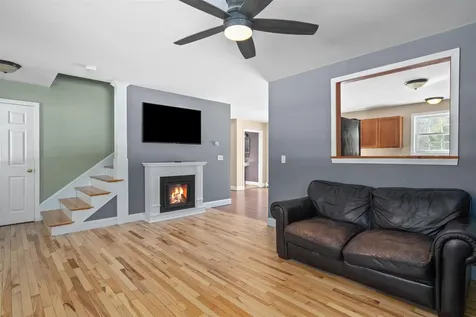 31 Cross Road Milton NH 03851