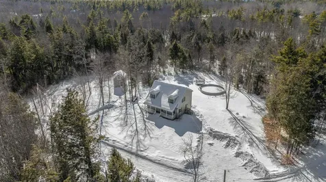 31 Cross Road Milton NH 03851
