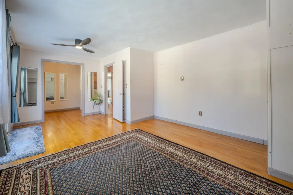 6 Lancelot Drive Hooksett NH 03106