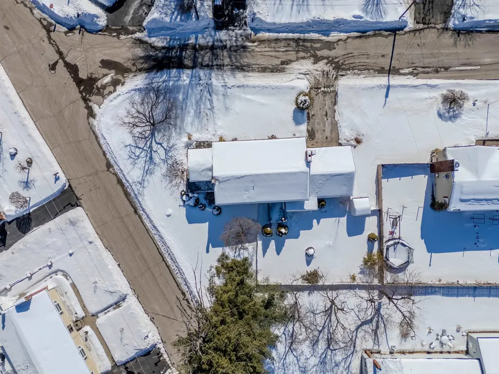 6 Lancelot Drive Hooksett NH 03106