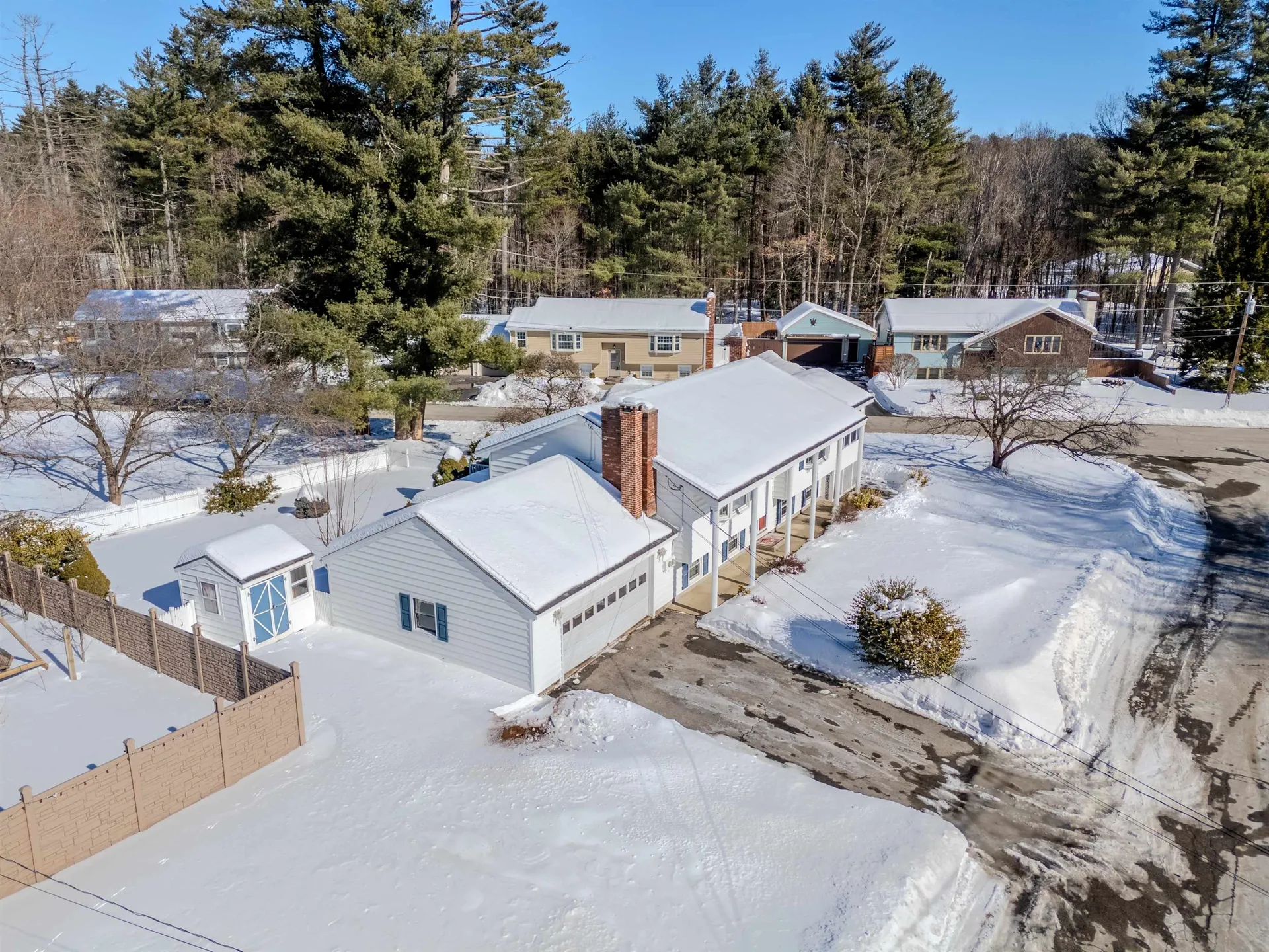 6 Lancelot Drive Hooksett NH 03106