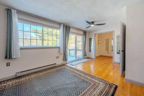 6 Lancelot Drive Hooksett NH 03106