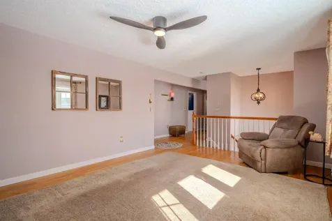 6 Lancelot Drive Hooksett NH 03106