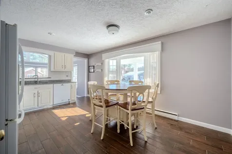 6 Lancelot Drive Hooksett NH 03106