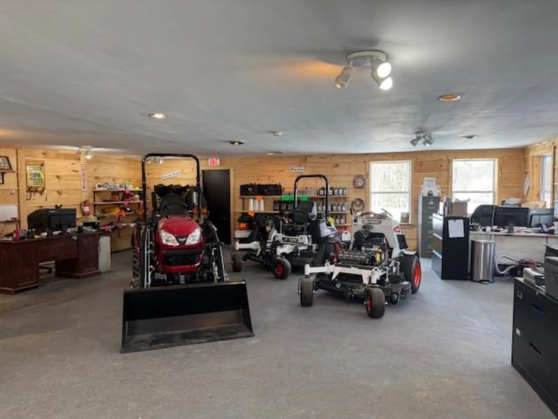 1204 Nh Route 11 Farmington NH 03835