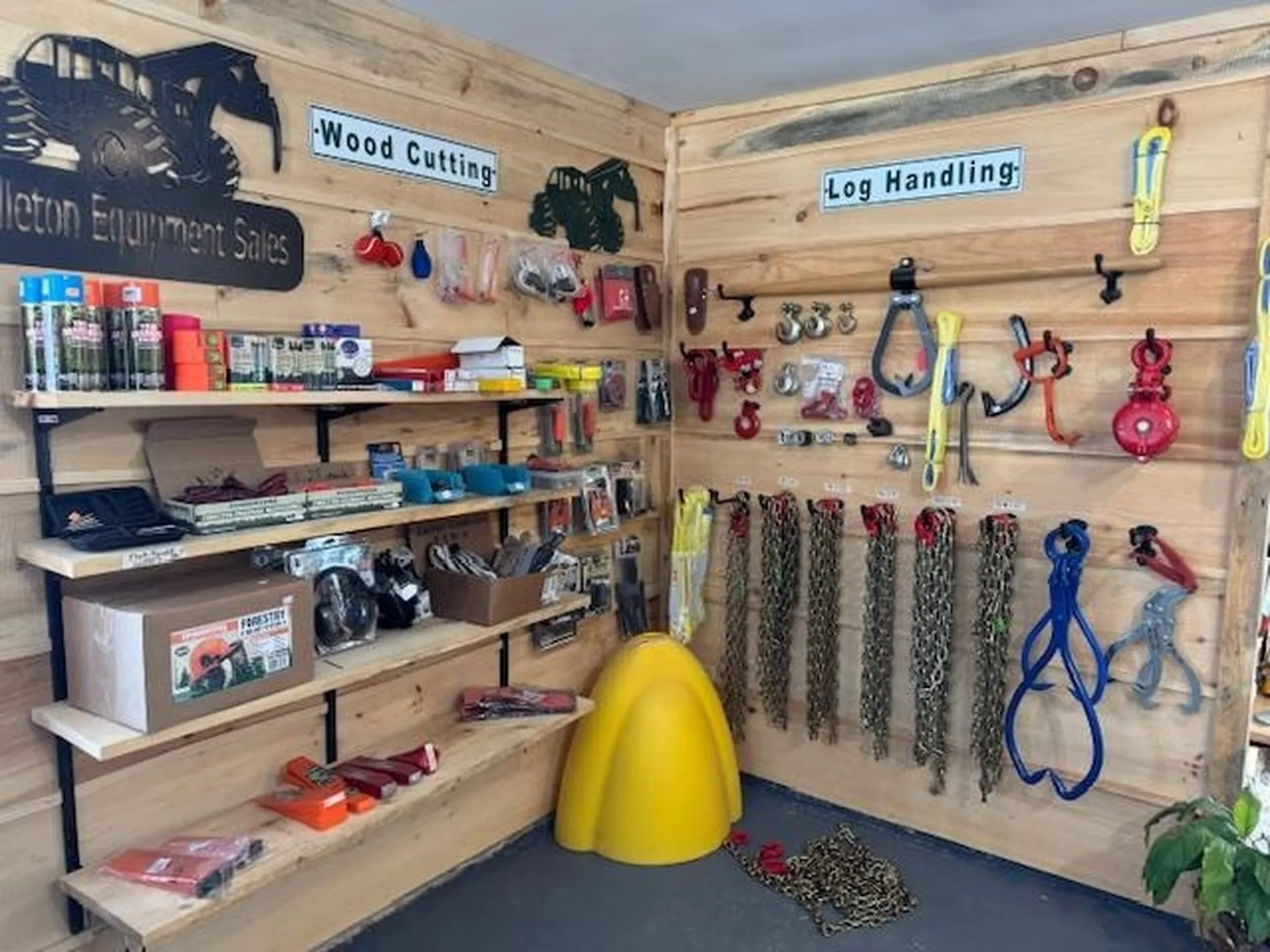 1204 Nh Route 11 Farmington NH 03835