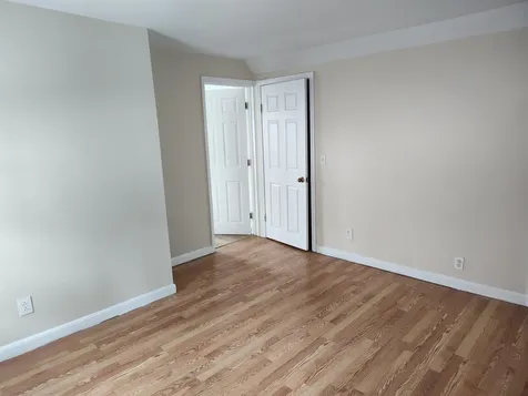 426 Manchester Street Manchester NH 03103