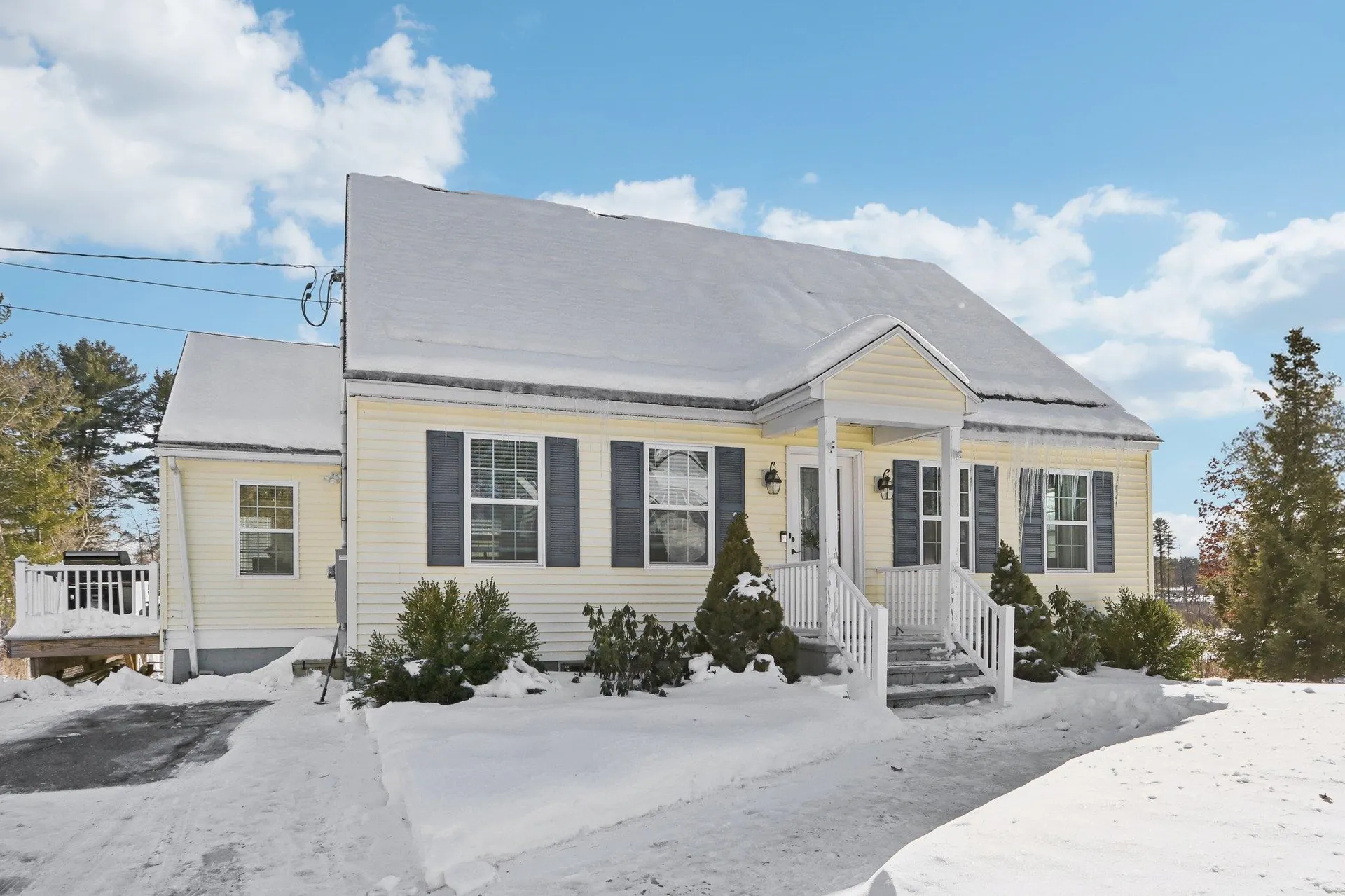 9 Emerson Way Salem NH 03079