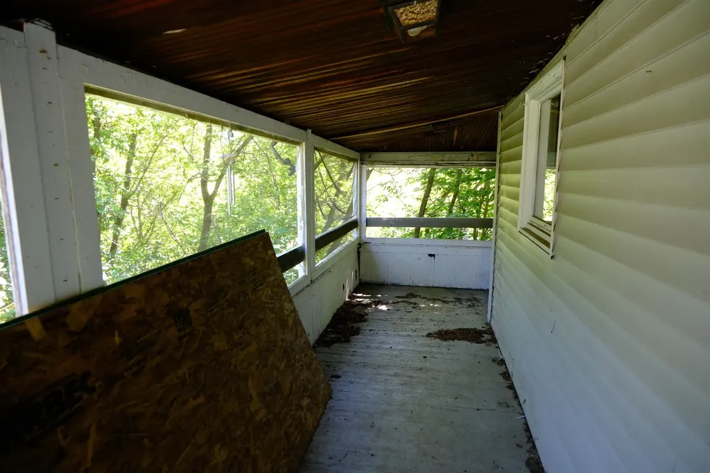 166 Hooker Hill Road St. Johnsbury VT 05819