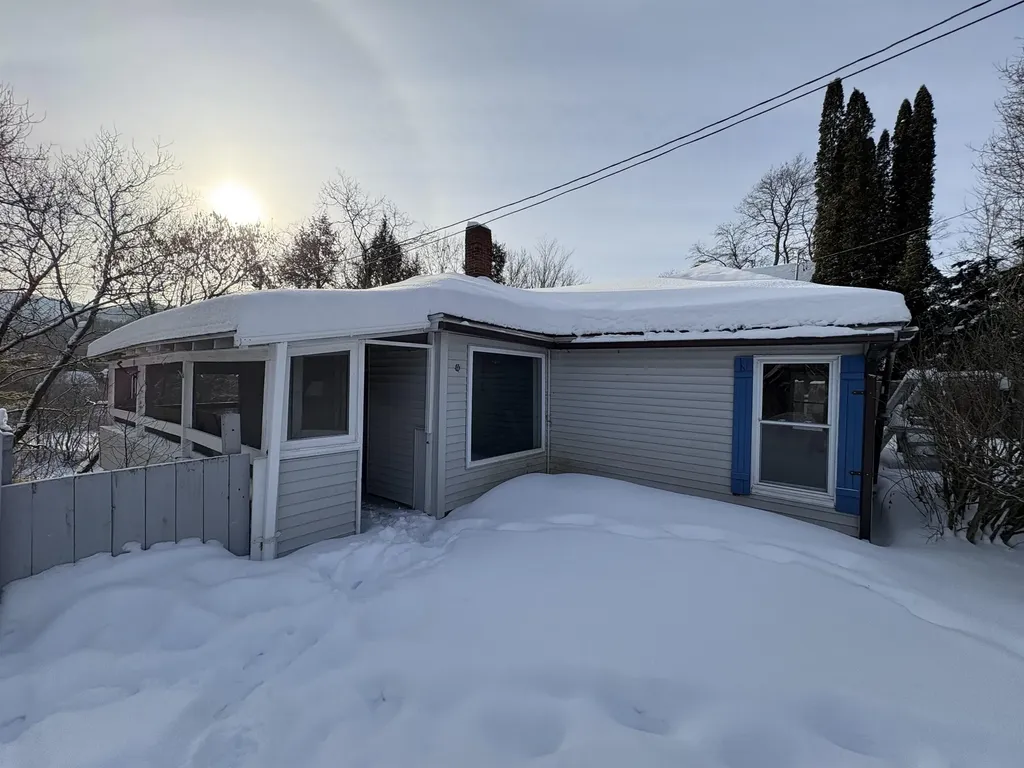 166 Hooker Hill Road St. Johnsbury VT 05819