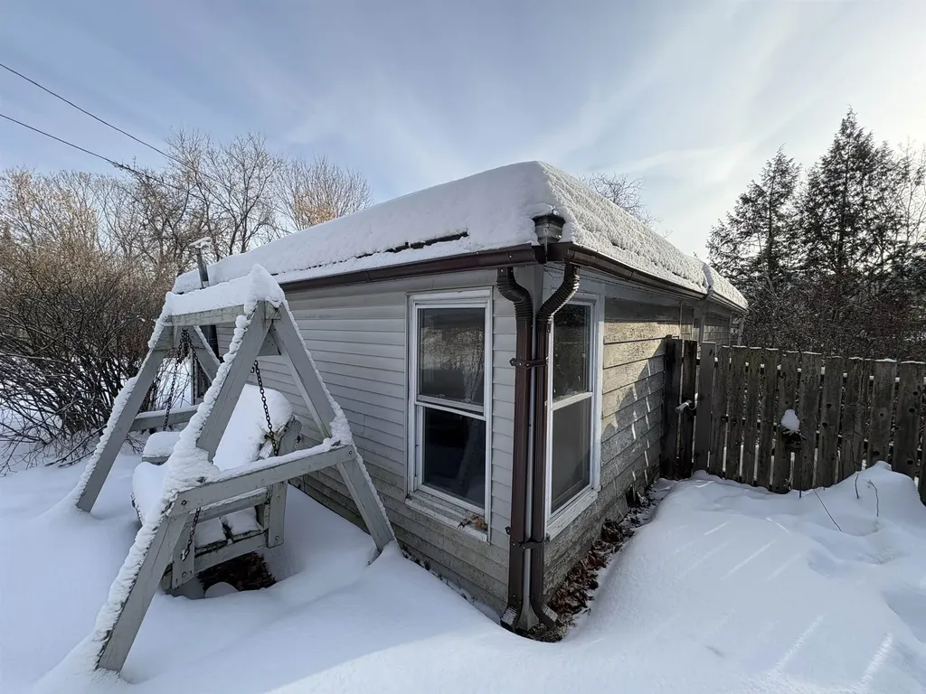 166 Hooker Hill Road St. Johnsbury VT 05819