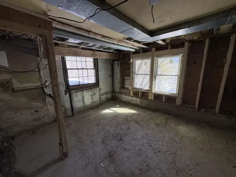 166 Hooker Hill Road St. Johnsbury VT 05819