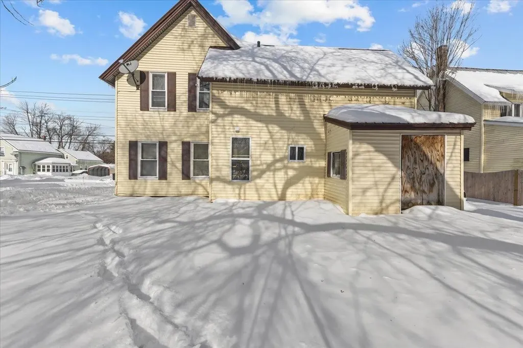 22 Lower Welden Street St. Albans City VT 05478