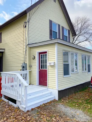 22 Lower Welden Street St. Albans City VT 05478