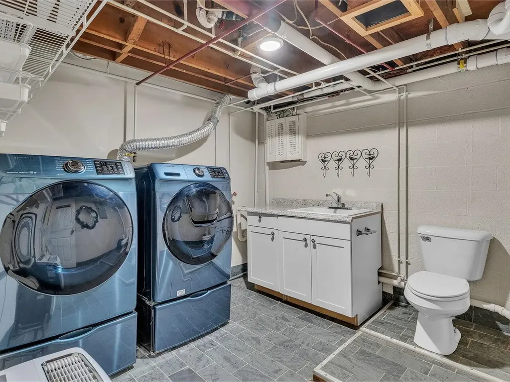 60 Proctor Avenue South Burlington VT 05403