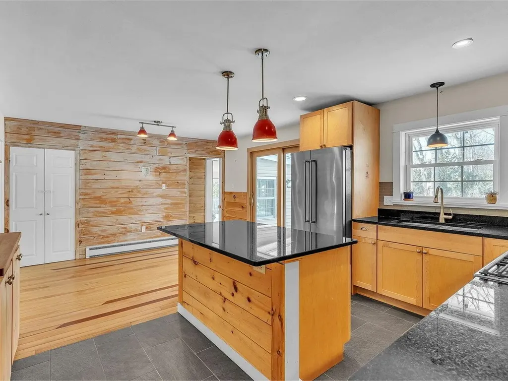 60 Proctor Avenue South Burlington VT 05403