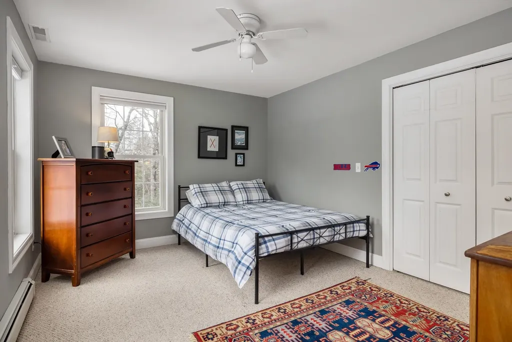 74 Mohawk Lane Brentwood NH 03833