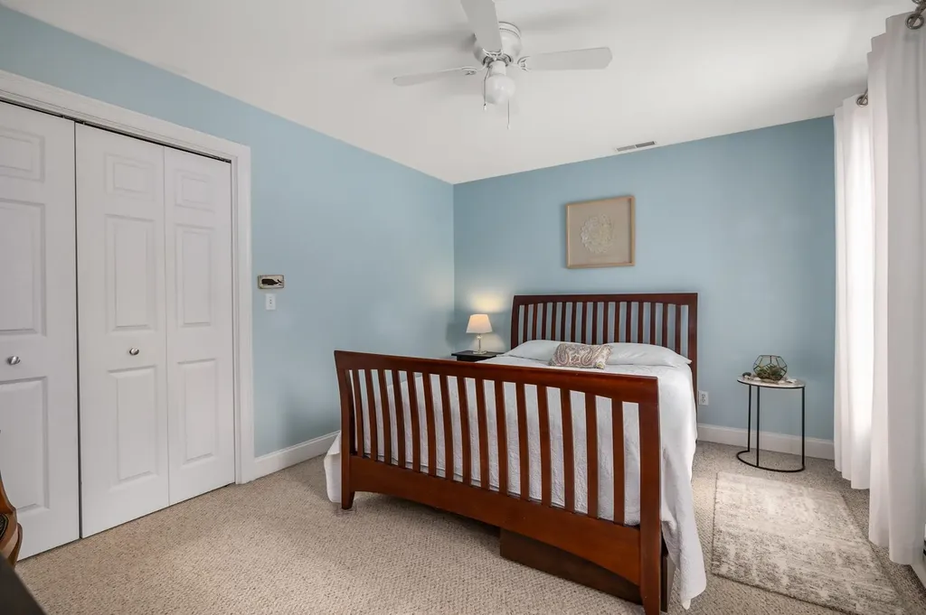 74 Mohawk Lane Brentwood NH 03833