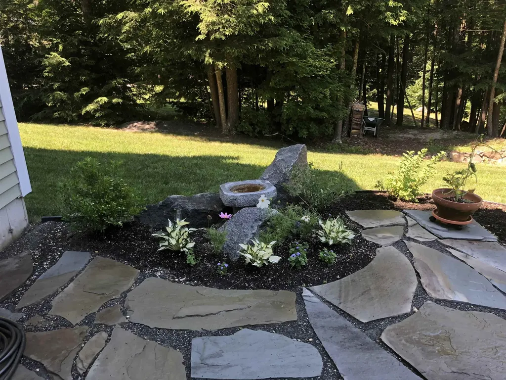 74 Mohawk Lane Brentwood NH 03833