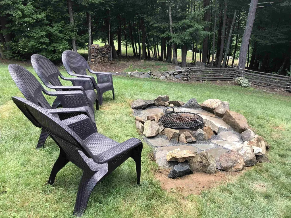 74 Mohawk Lane Brentwood NH 03833