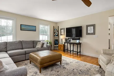 74 Mohawk Lane Brentwood NH 03833