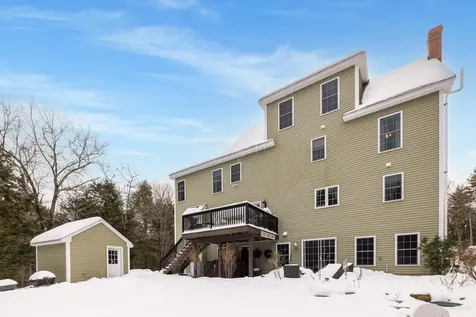 74 Mohawk Lane Brentwood NH 03833