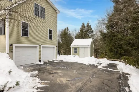 74 Mohawk Lane Brentwood NH 03833