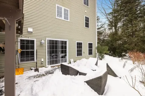 74 Mohawk Lane Brentwood NH 03833