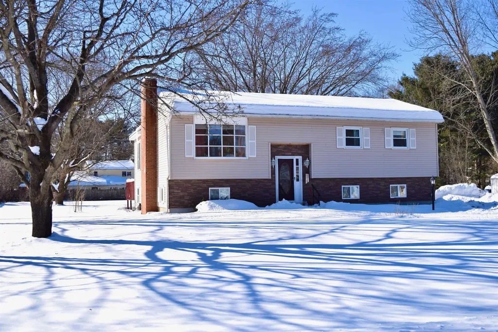 21 Doris Drive Milton VT 05468