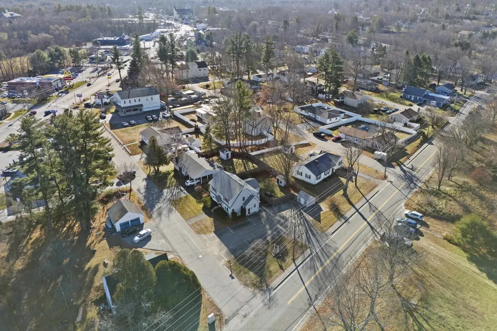 8 Laconia Avenue Derry NH 03038