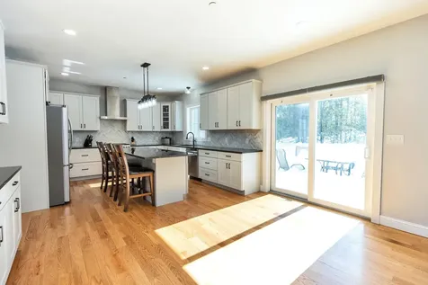 47 Lorden Road New Boston NH 03070