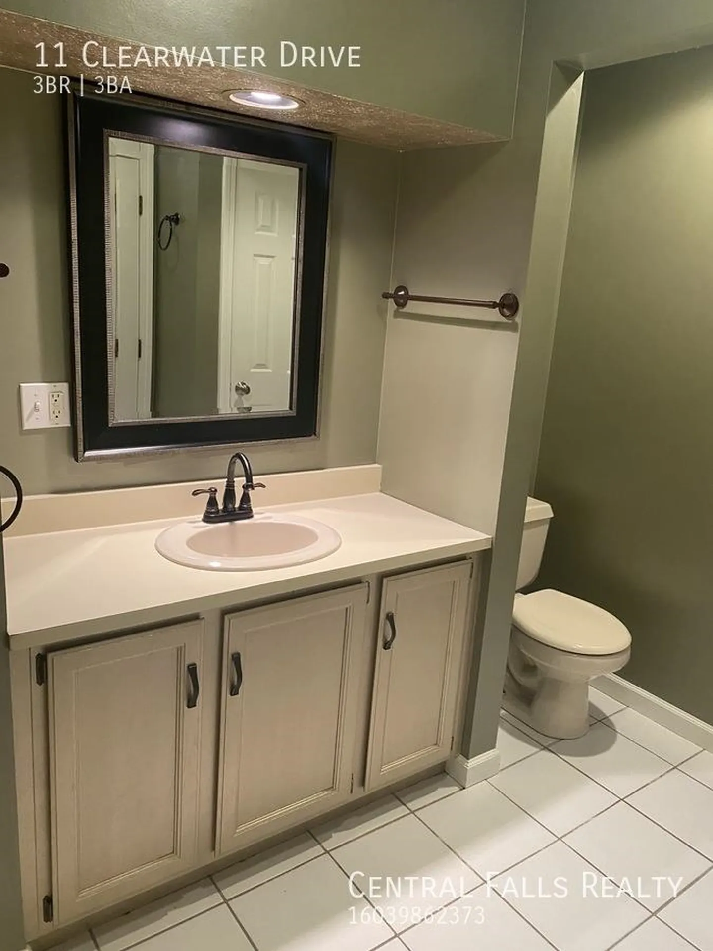 11 Clearwater Drive Dover NH 03820