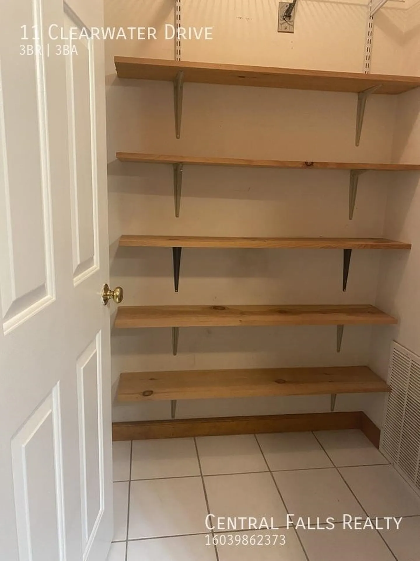 11 Clearwater Drive Dover NH 03820