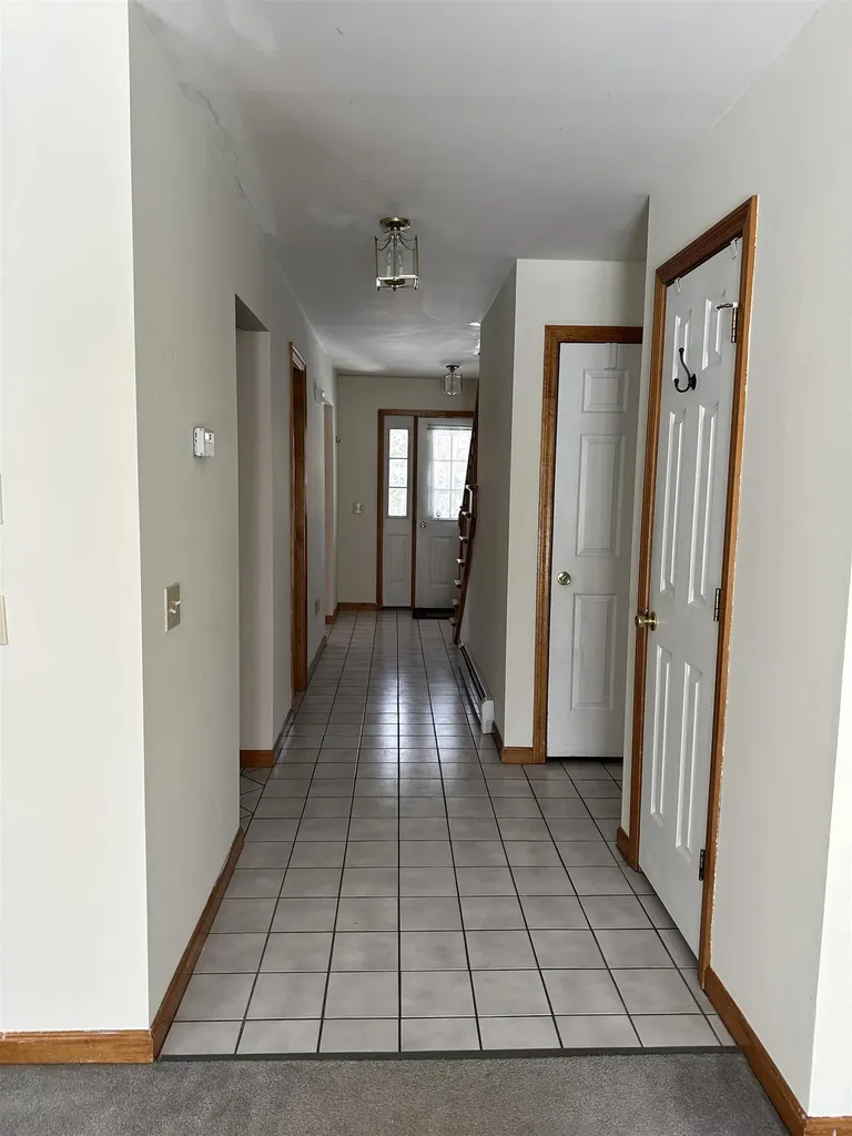 18 Craftsbury Court Essex VT 05452